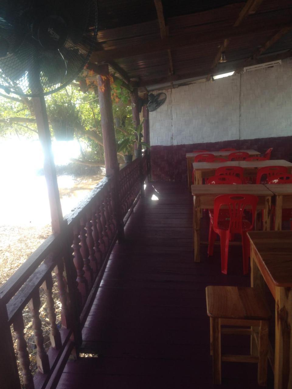 Pakse Riverside Bed & Breakfast Exterior photo